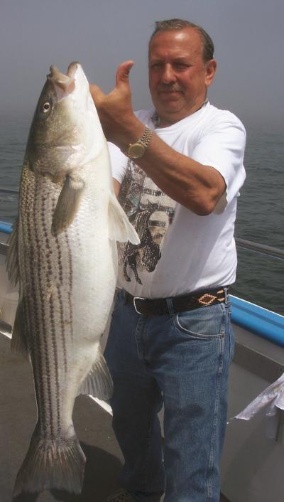 Eddie Dyle/Clifton, N.J. 32 inch, 17 pound beauty!